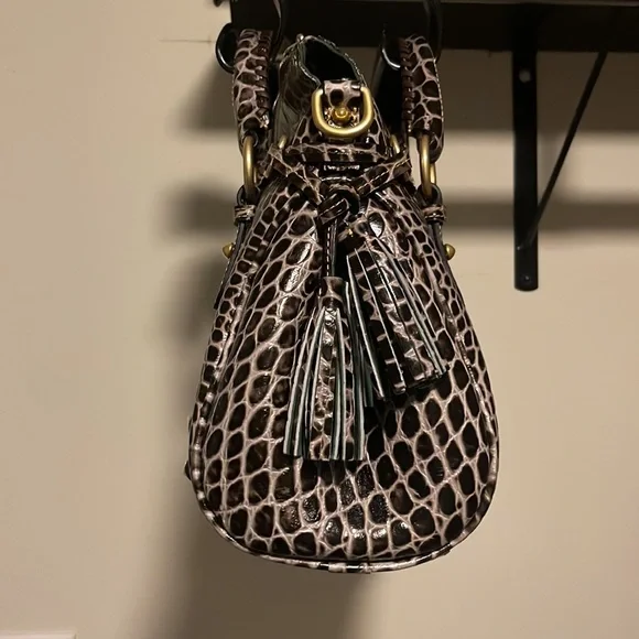 Hard to find!! Dooney & Bourke Croco Fino satchel. Brown crocodile. - Picture 3 of 8